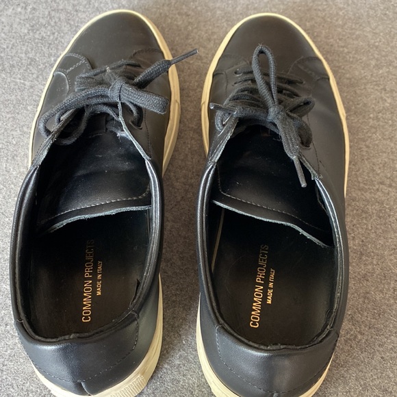 Common Projects Achilles Retro Low Black Leather Sneakers - Picture 6 of 9
